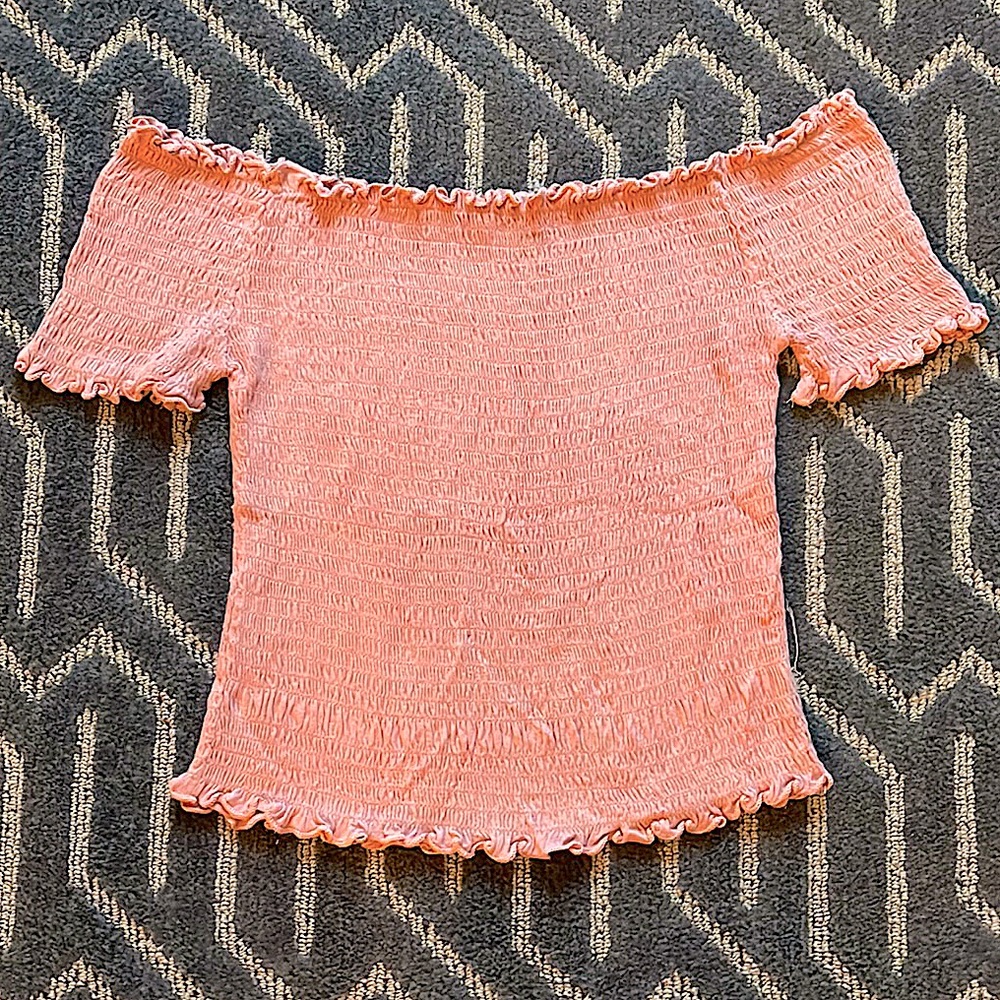 Off shoulder coral pink top stretch gather stitching size small